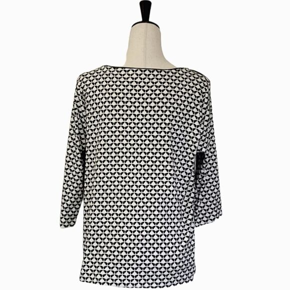 Croft&Barrow Ivory & Black Patterned Bateau Neck Button Detail 3/4 Sleeve Top LP - Picture 4 of 9